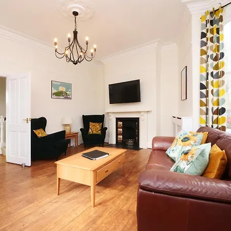 Homes In בית נופש